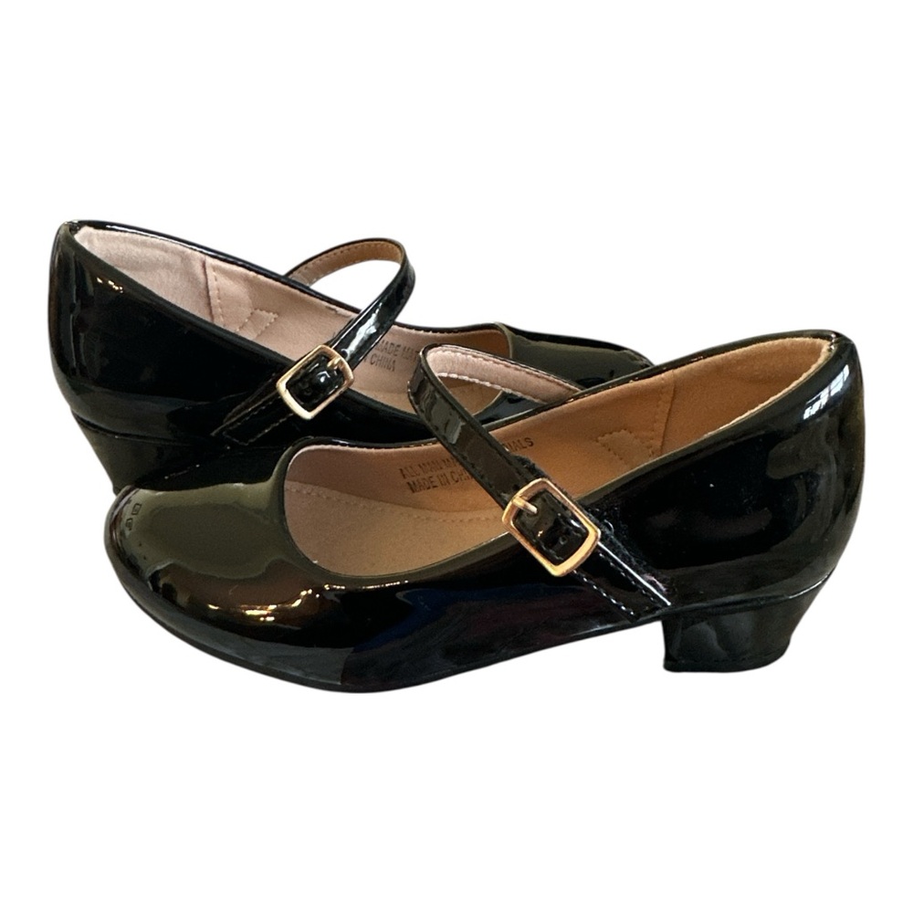 Black Patent Leather Mary Jane’s with Small Kitten Heel | Little Girl Size 11